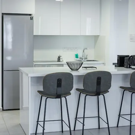 Stylish Modern Center